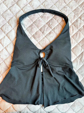 Aerie Halter